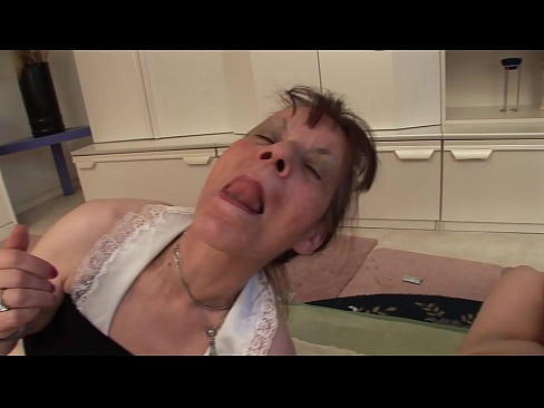 ❤️ Twa beppes en ien pake hawwe in trijetal Homemade porno by wy ️❤