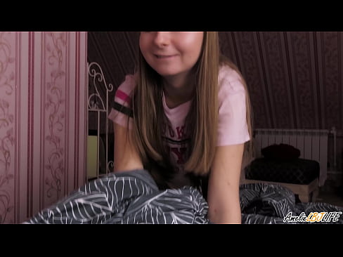 ❤️ Blondie sûget har BFF's djip en krijt cum yn 'e mûle Homemade porno by wy ️❤